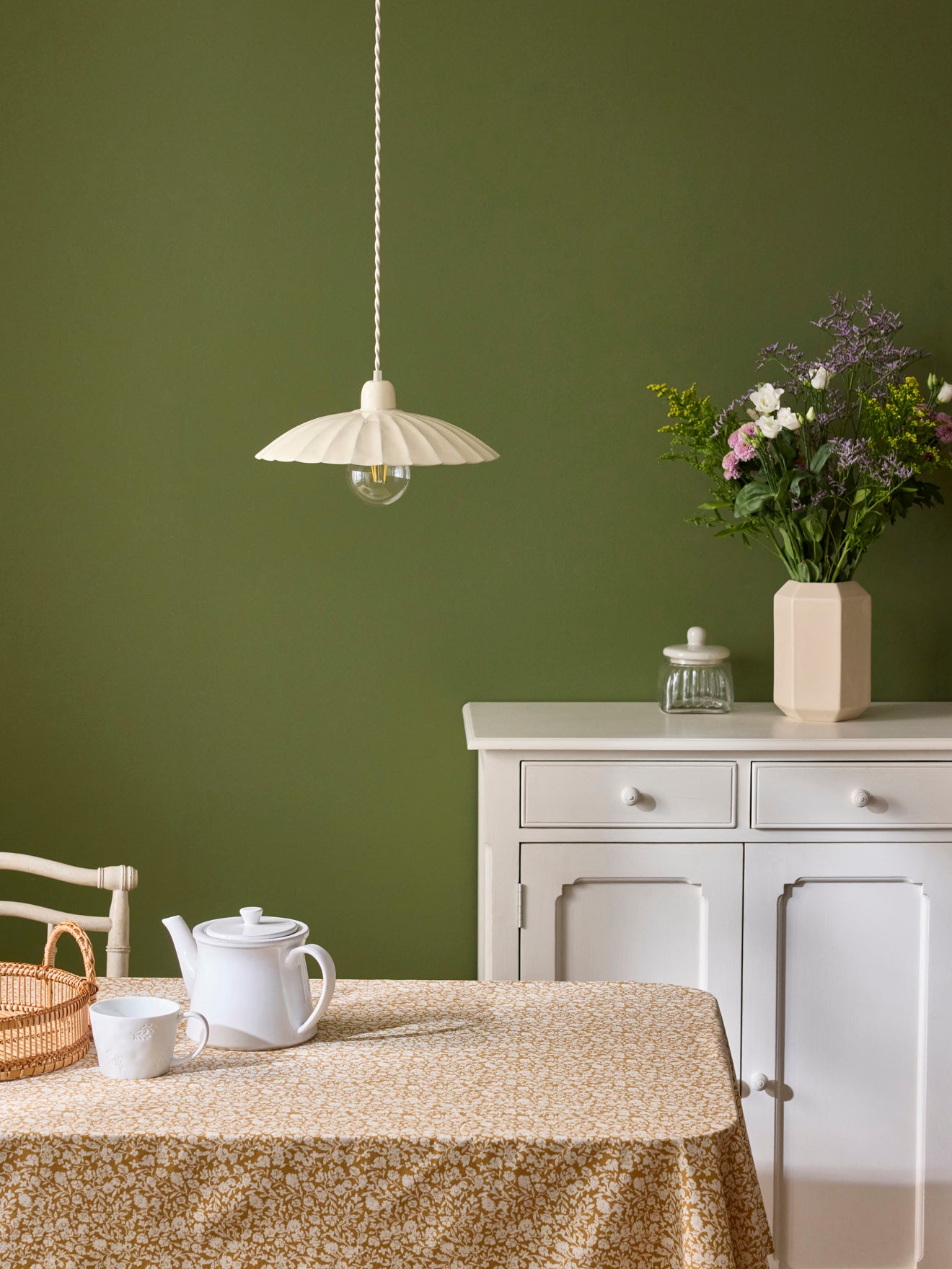 Hängelampe Aline aus emailliertem Metall - großes Modell