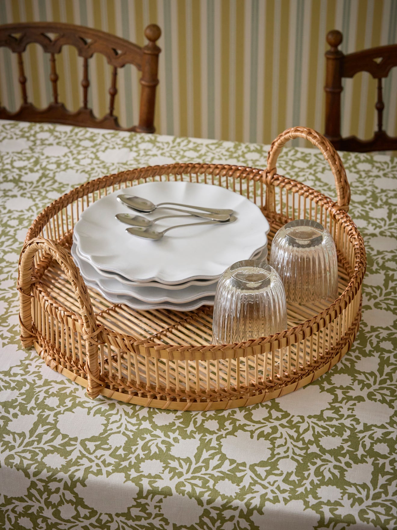 Rundes Tablett aus Bambus und Rattan - großes Modell