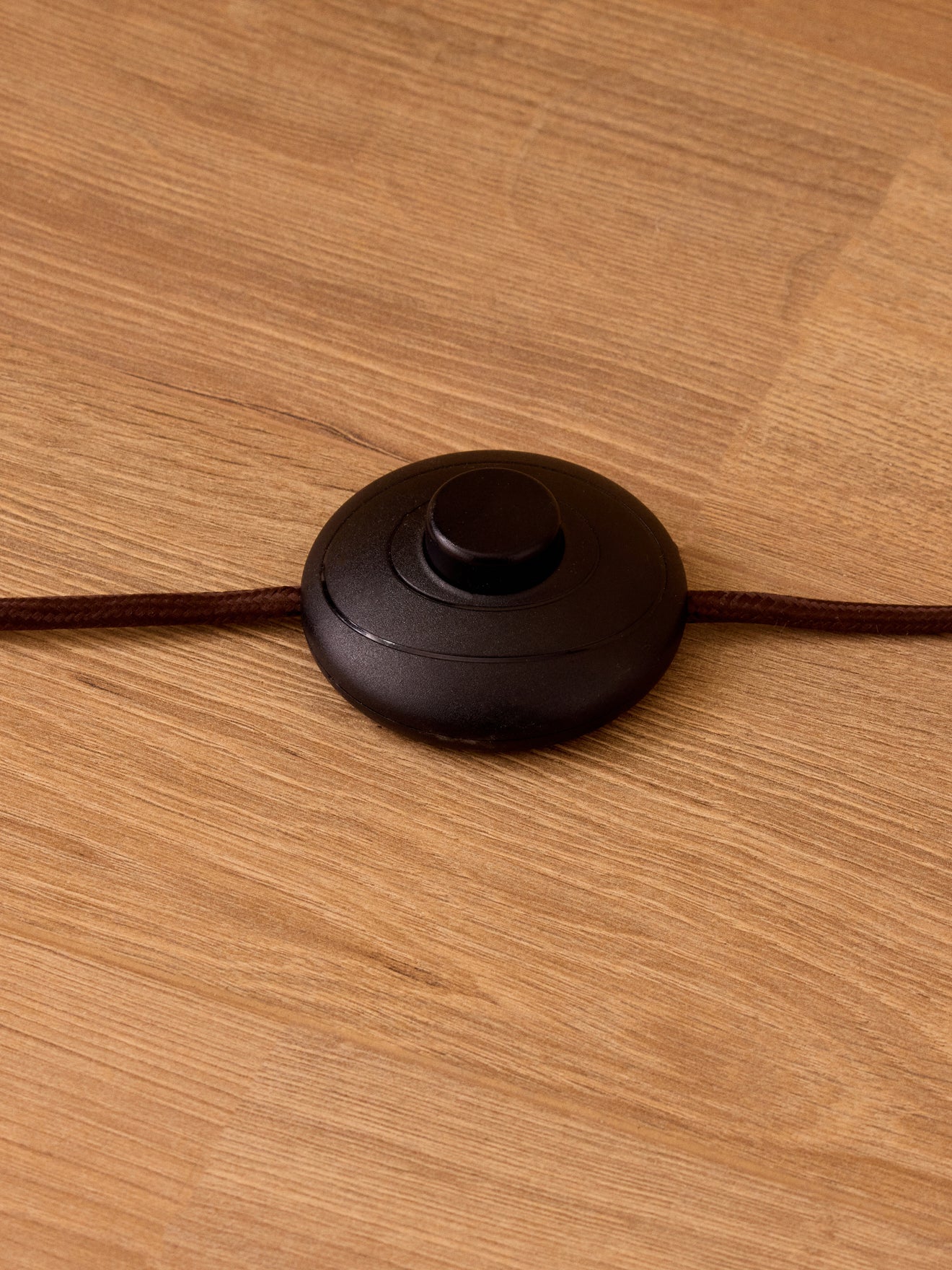Lampenfuss aus Holz – grosses Modell Bertille