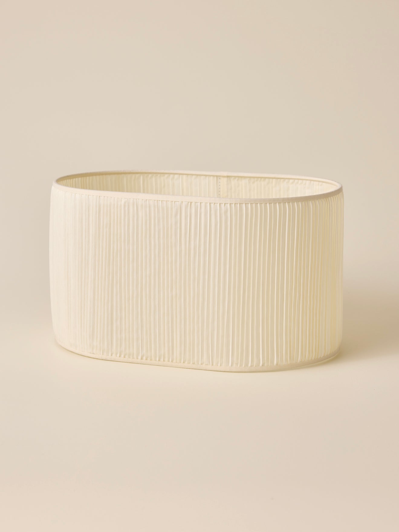 Ovaler Plissee-Lampenschirm – grosses Modell