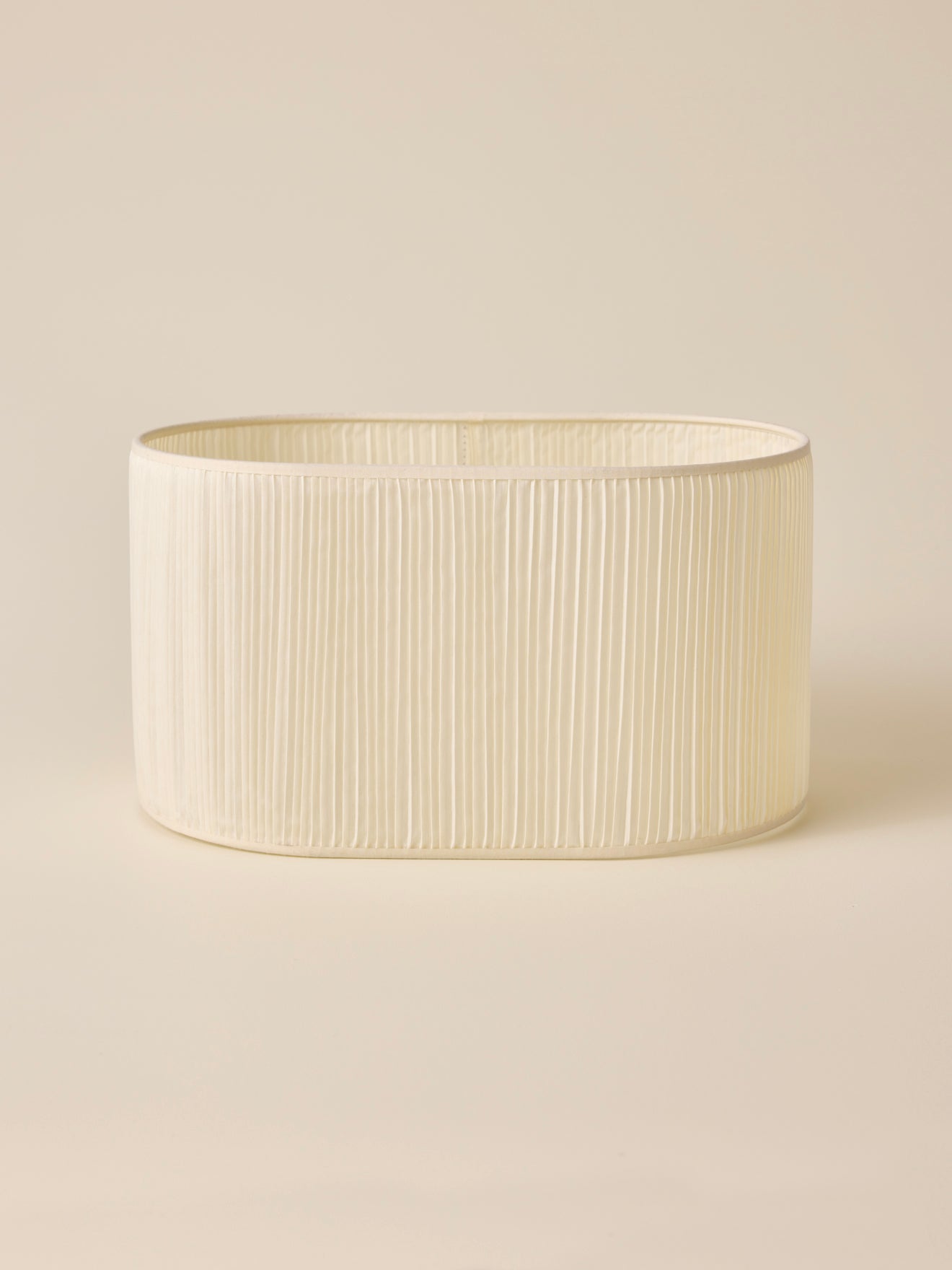 Ovaler Plissee-Lampenschirm – grosses Modell