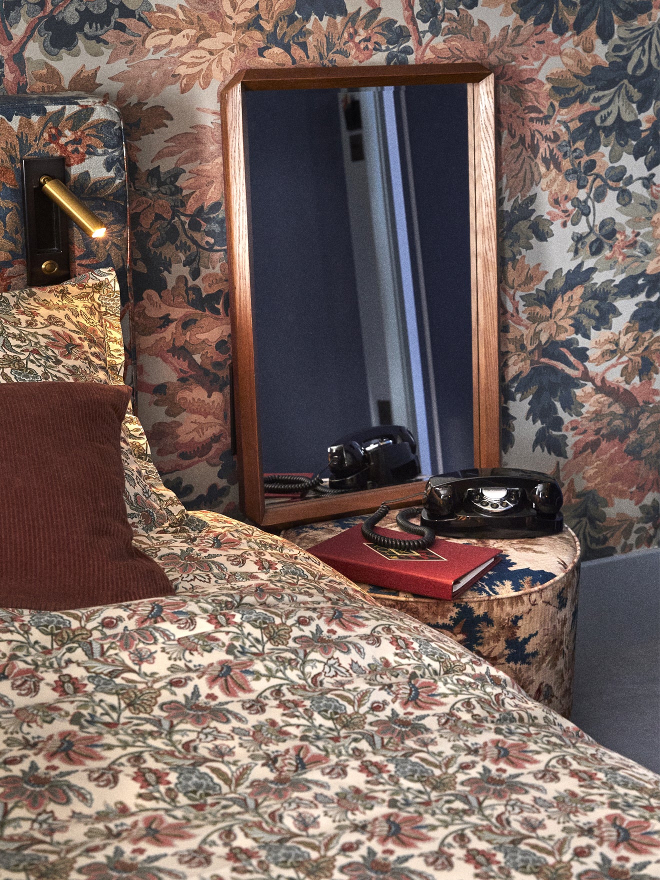 Miroir biseauté en chêne