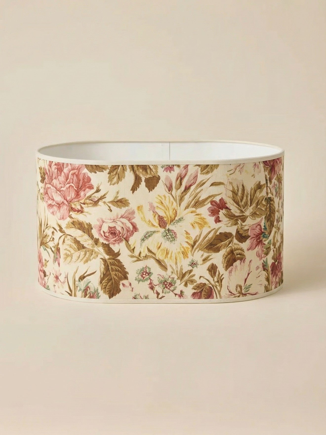 Ovaler Lamenschirm mit Blumenmuster - grosses Modell Victoire