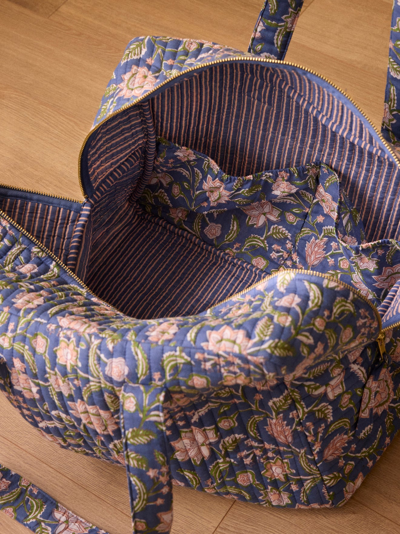 Wochenendtasche mit Blumen-Print Bella