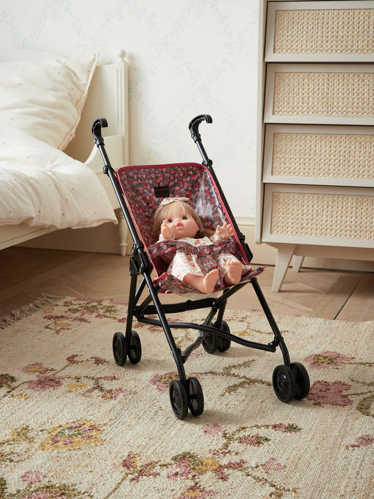 Poussette Mae tissu Liberty - Collection Cyrillus X Minikane