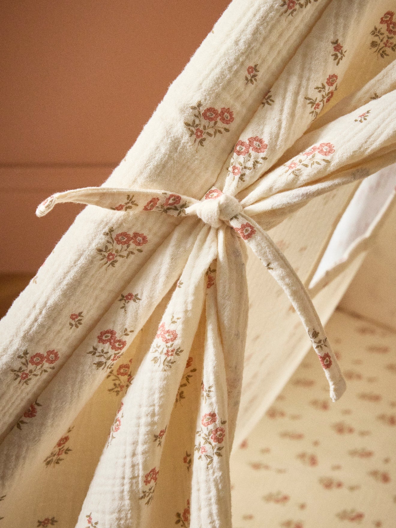 Kinder-Zelt Charly aus Baumwollgaze