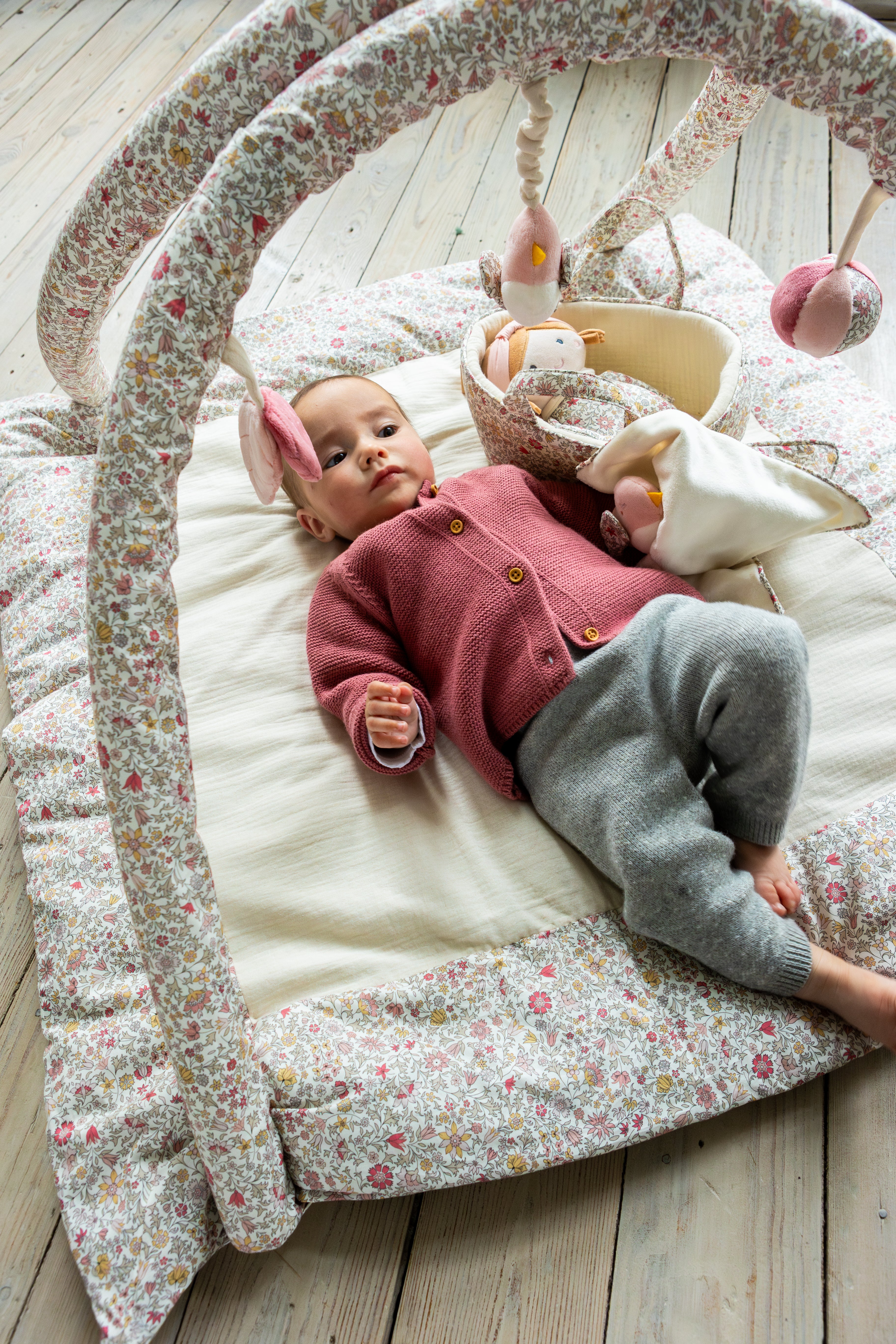 Aktivitätsdecke aus Liberty®-Stoff und Baumwollgaze