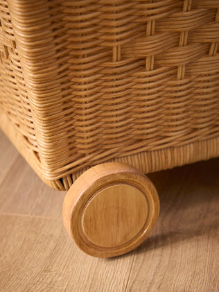 Chariot enfant en rotin