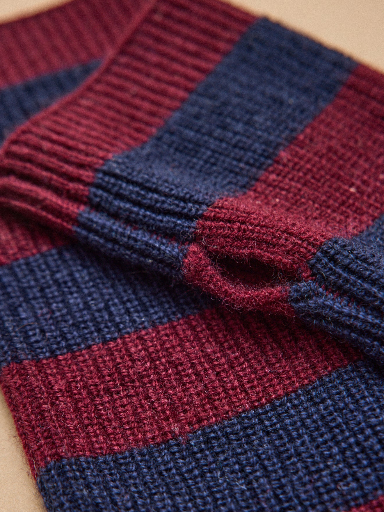 Fingerlose Handschuhe aus Wolle und Kaschmir für Damen