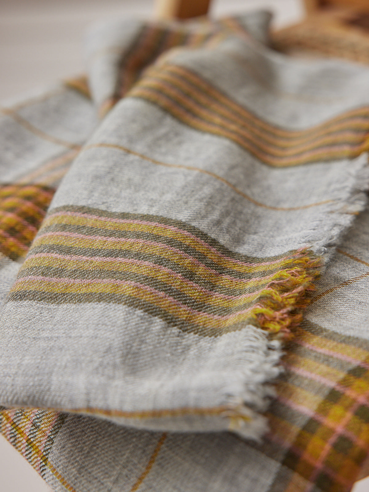 Foulard carreaux femme étamine de laine