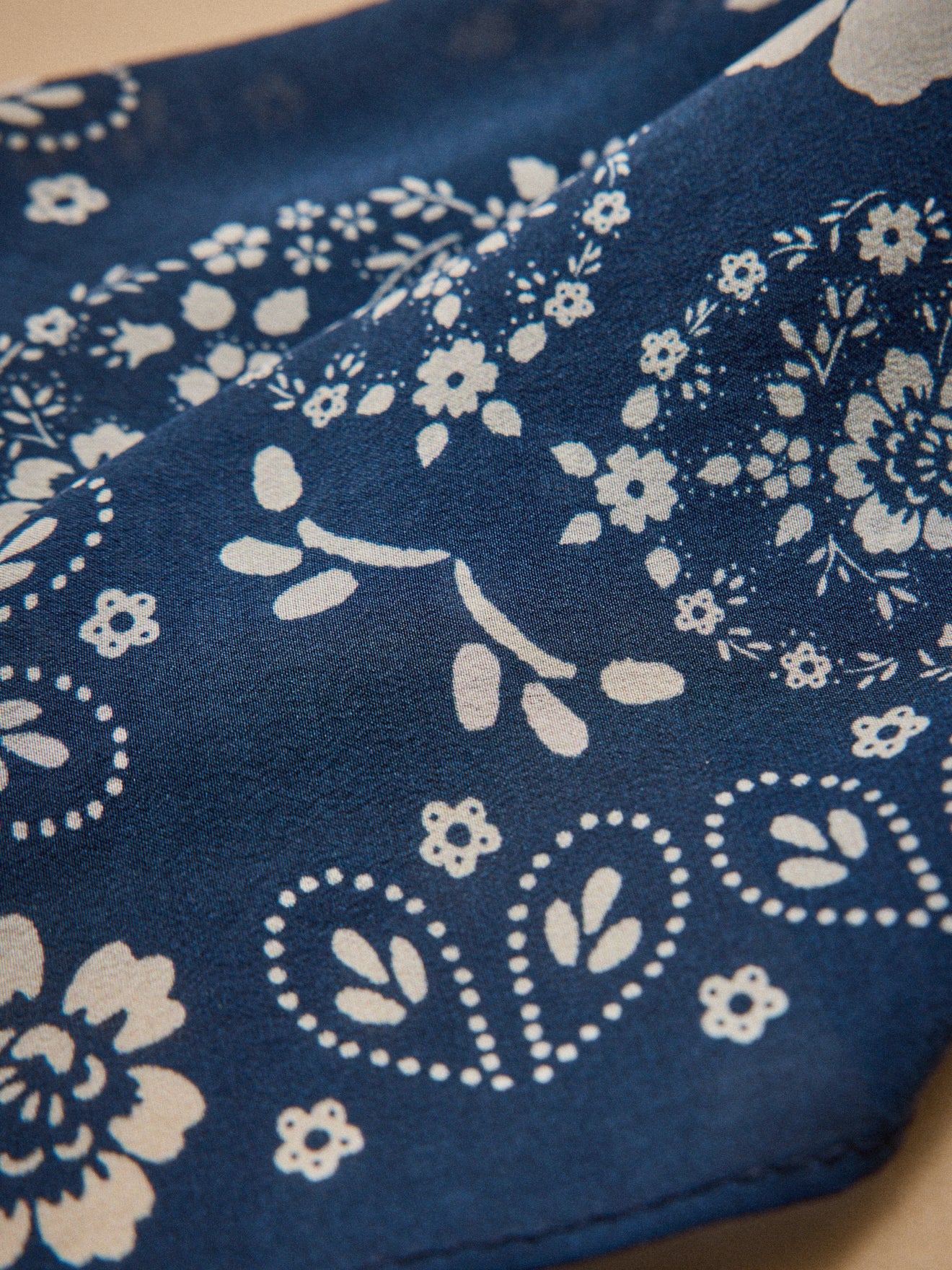 Damen-Bandana mit Polka Dots