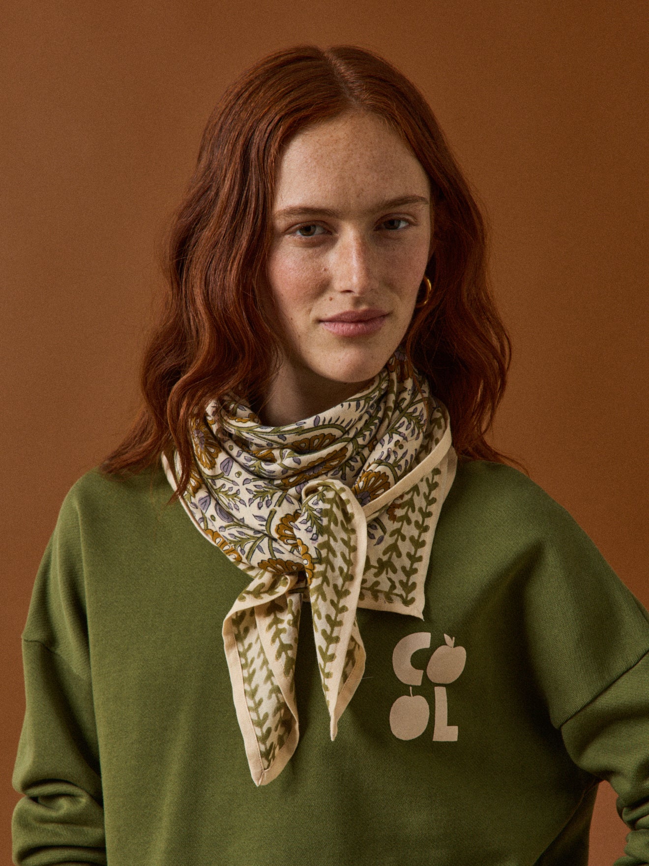 Großes Tuch LATIKA – Kollektionen von Cyrillus X Apaches