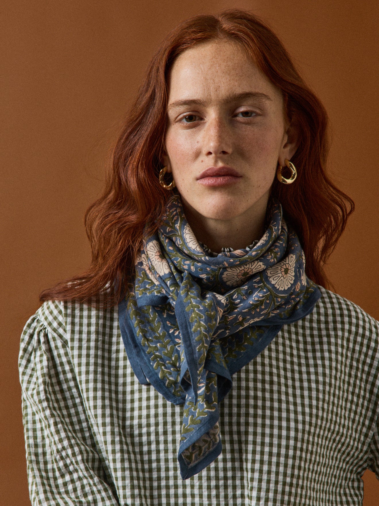 Großes Tuch LATIKA – Kollektionen von Cyrillus X Apaches