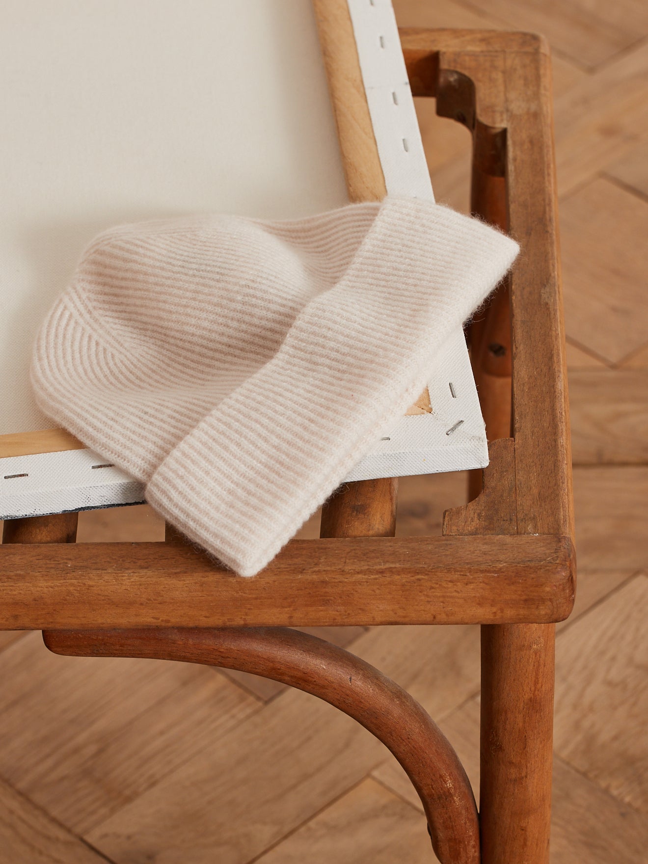 Damenmütze in Rippenstrick aus Kaschmir