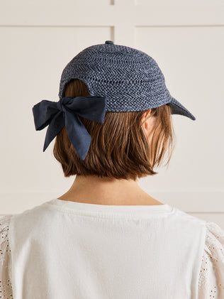 Casquette en raphia femme