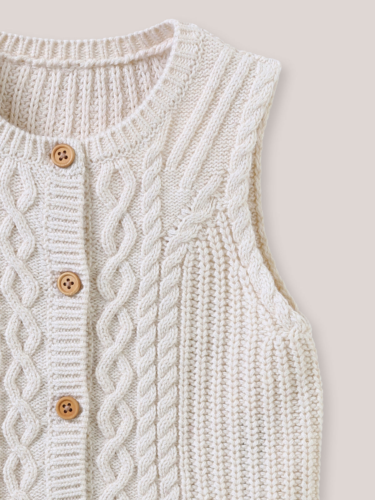 Baby-Strickjacke ohne Ärmel