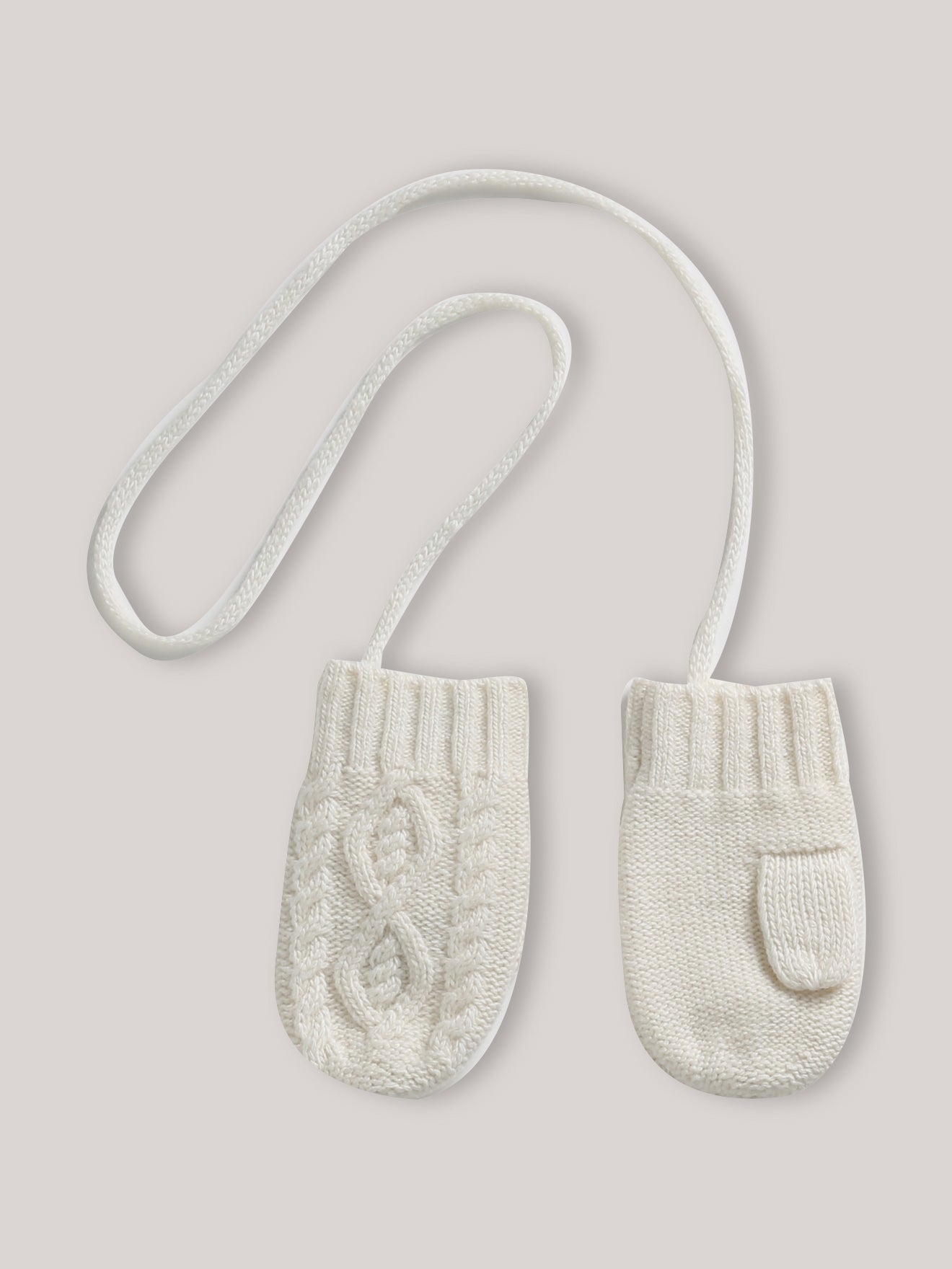 Moufles torsadées bébé