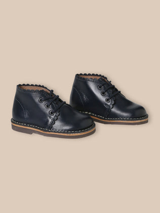 Bottines festonnées en cuir bébé