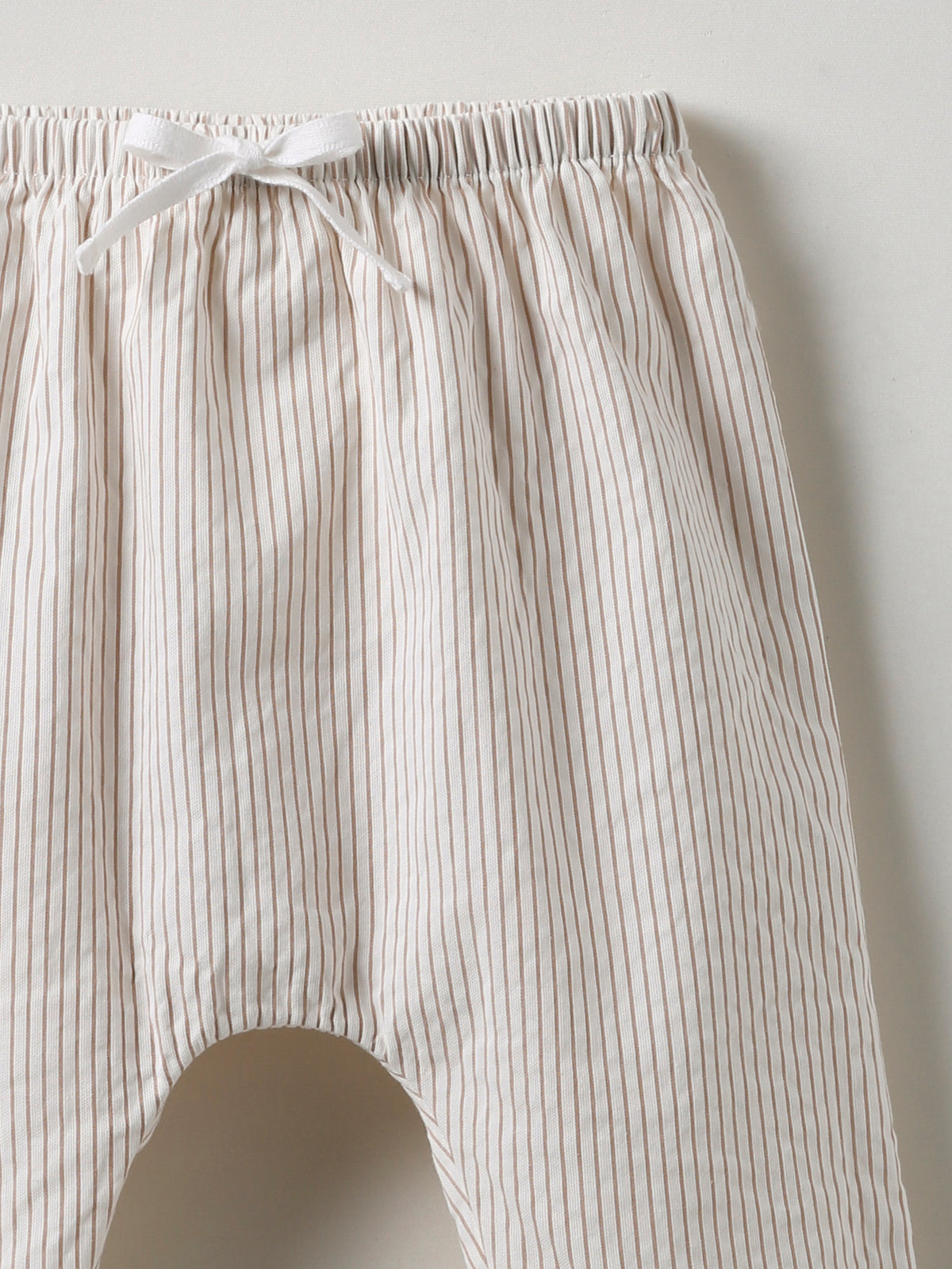 Baby-Pluderhose aus Seersucker
