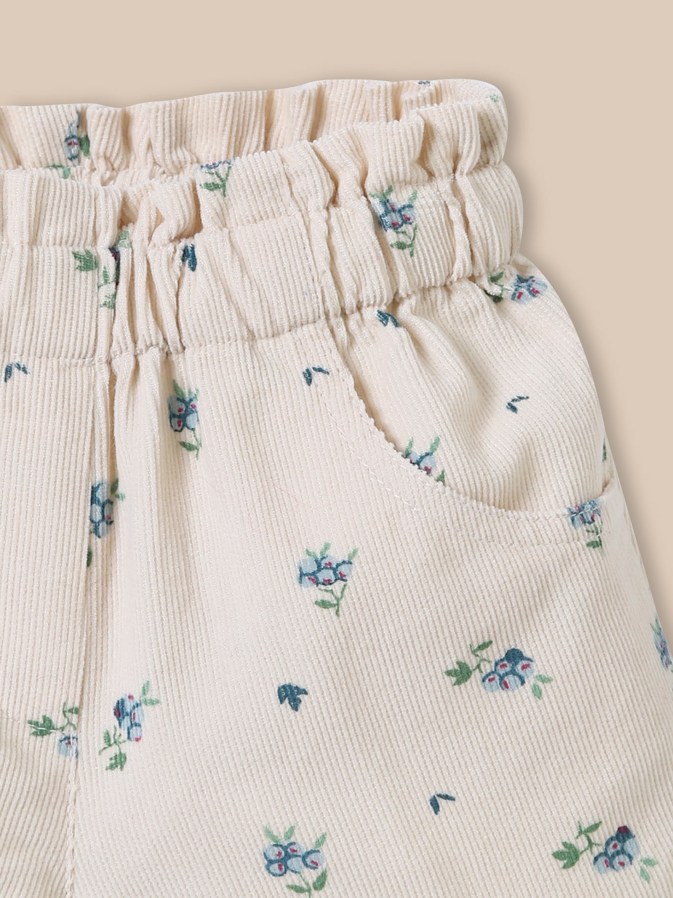 Baby-Short aus bedrucktem Velours