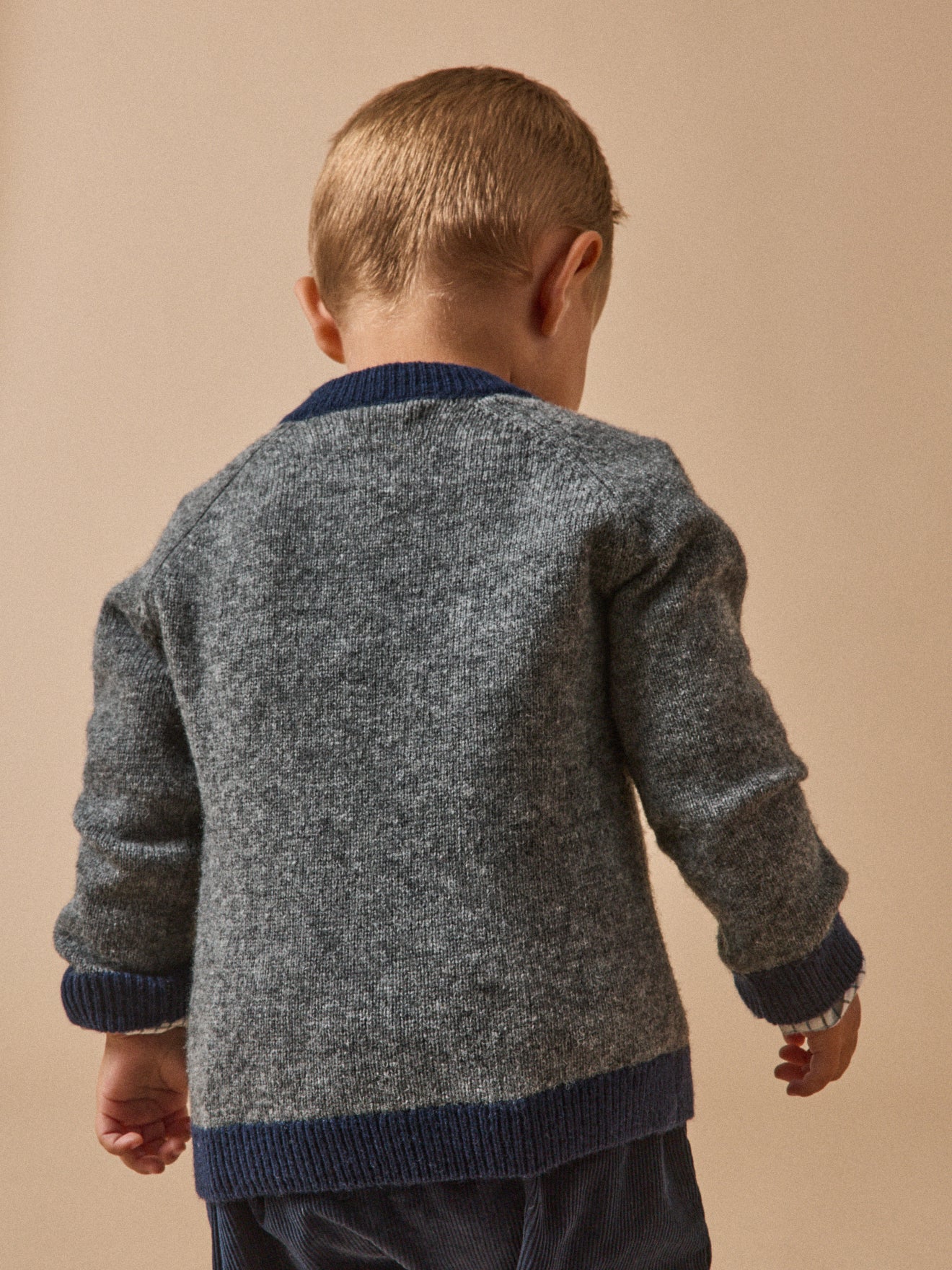 Pull bébé en laine