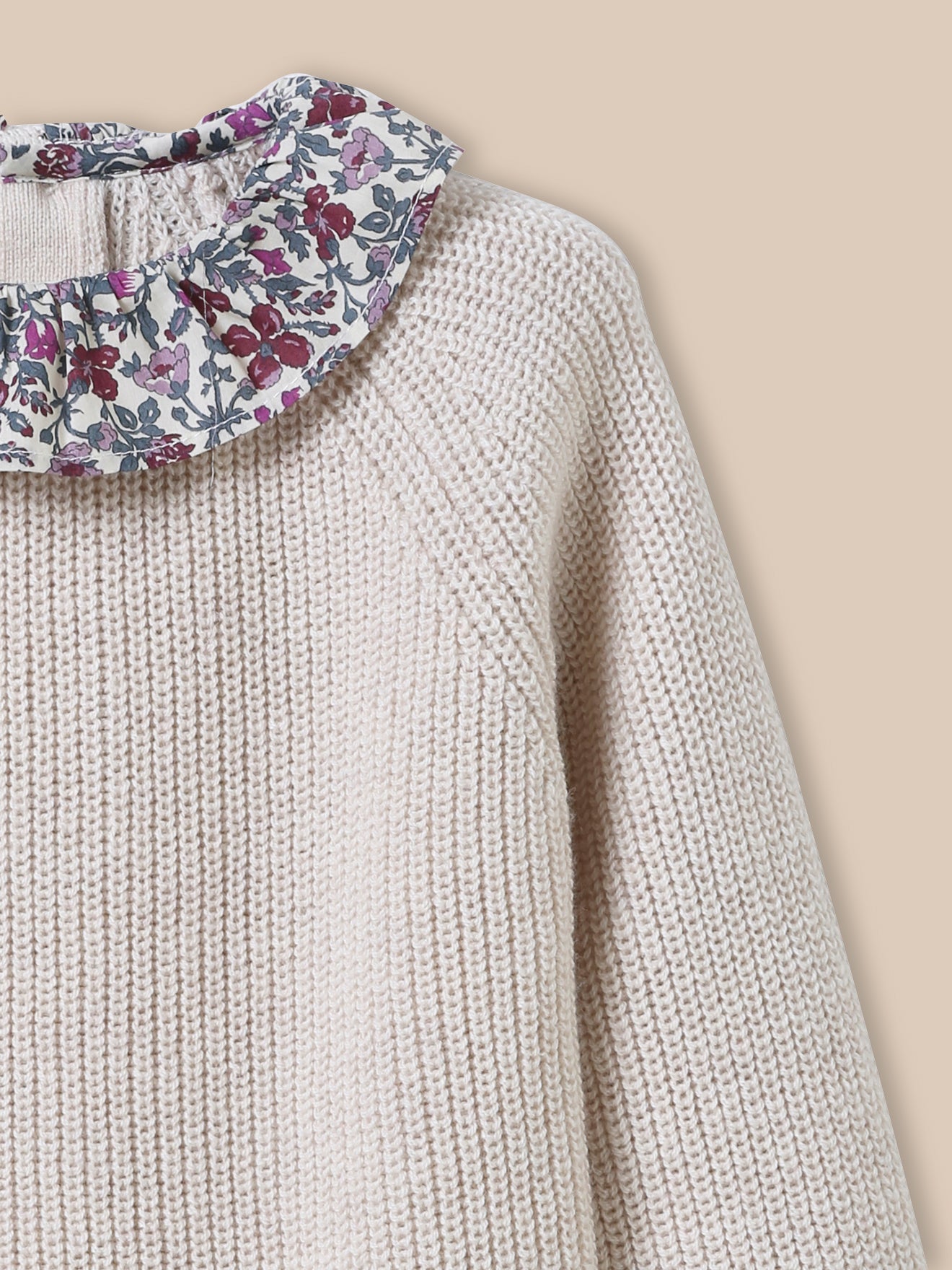 Baby-Pullover mit Kragen aus Liberty®-Stoff