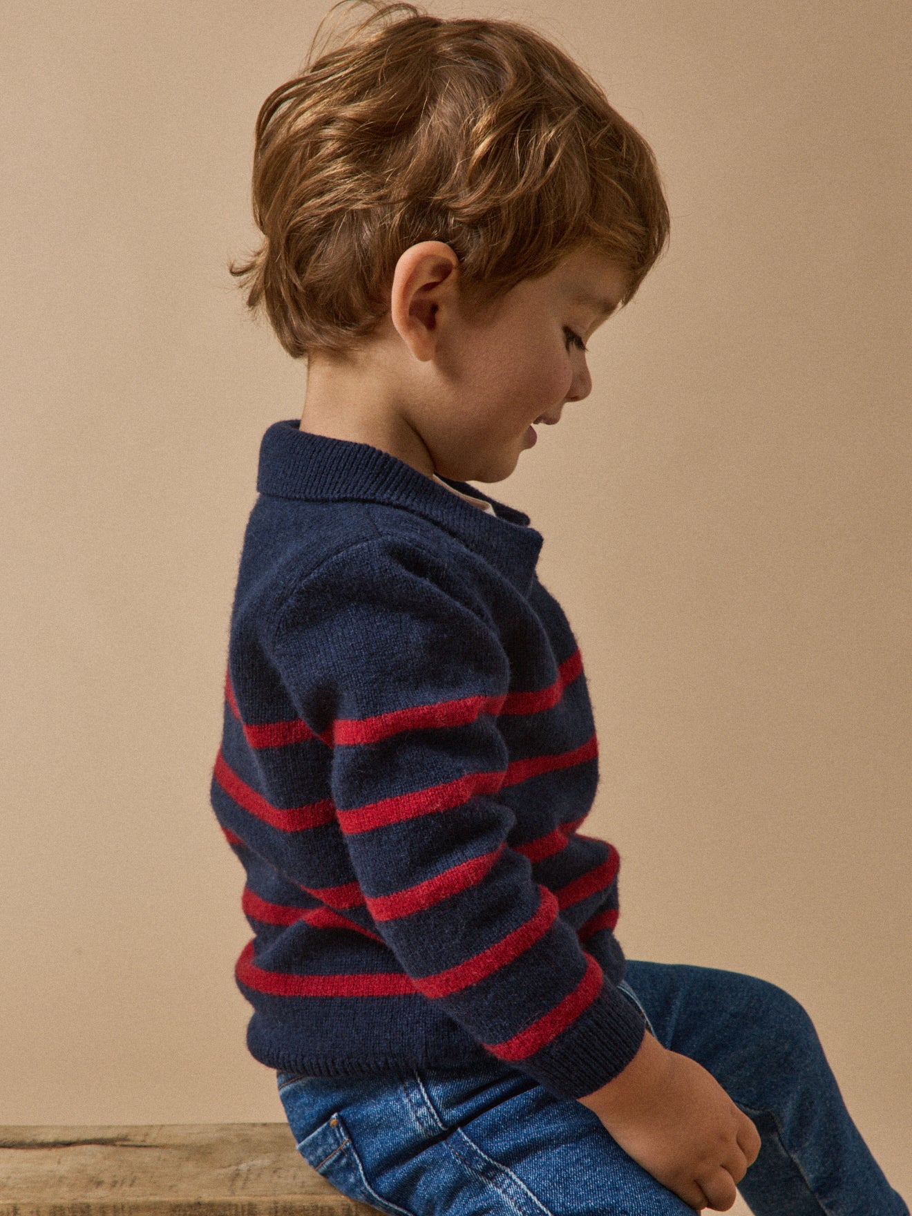 Baby-Pullover mit Polokragen aus Wolle