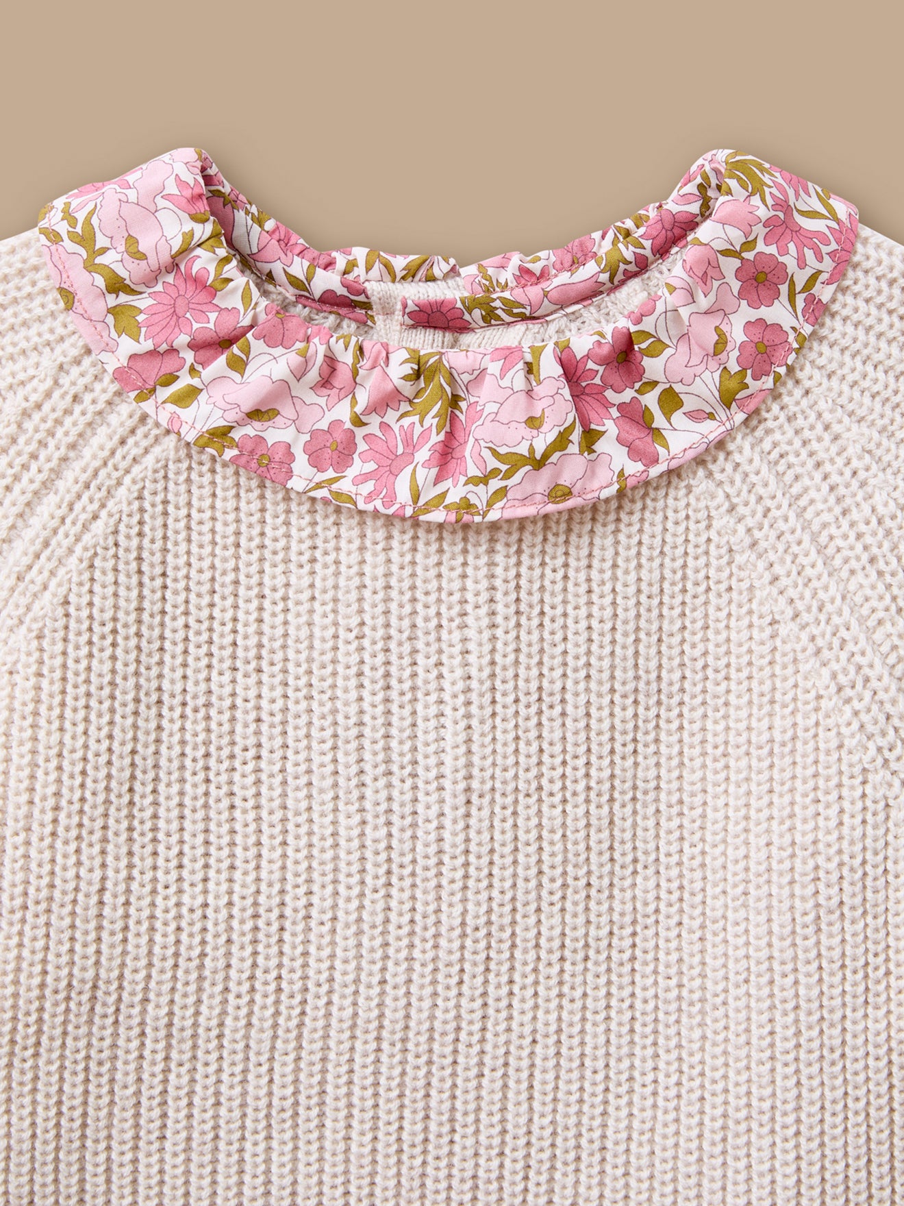 Baby-Pullover mit Kragen aus Liberty-Stoff
