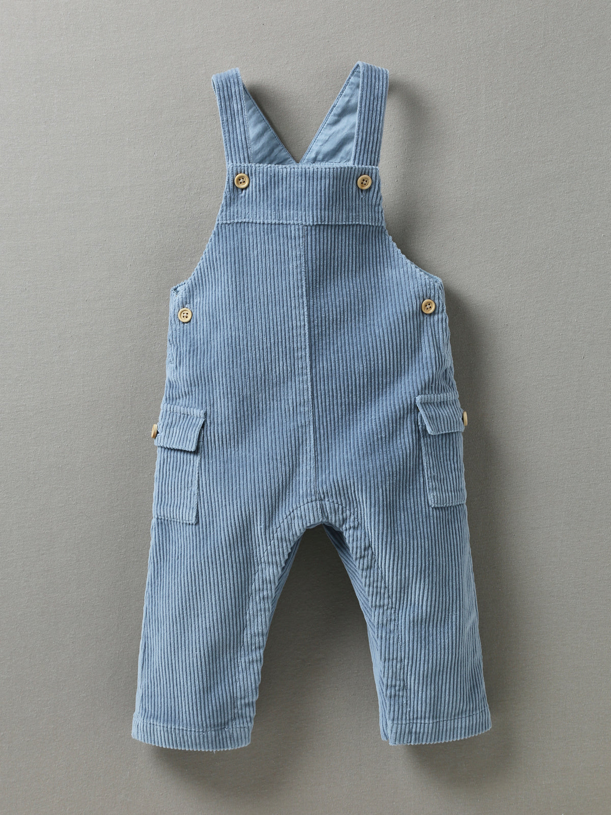 Baby-Latzhose aus dickem Velours