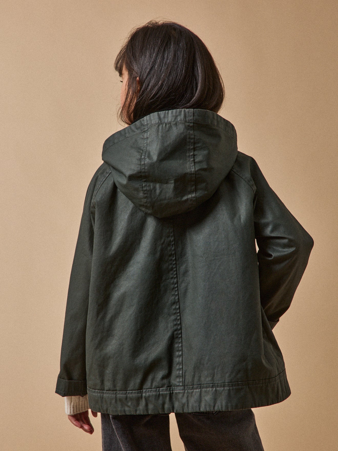 Mädchenjacke aus beschichteter Baumwolle