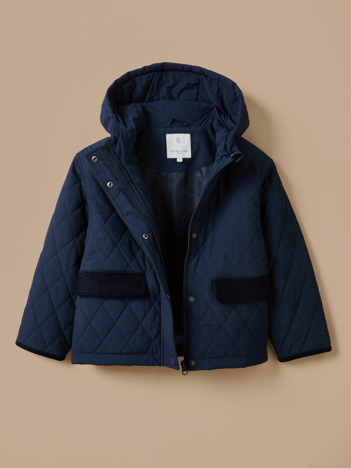 Mädchenjacke mit Stehkragen, gesteppt