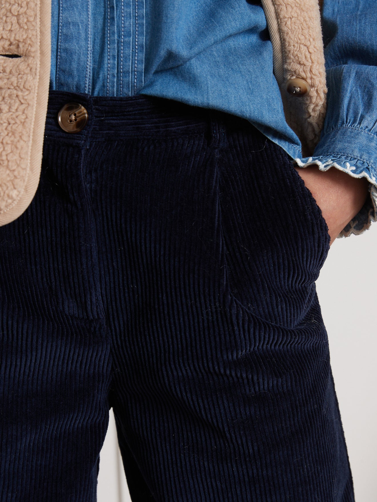 Mädchen-Schlaghose aus Velours