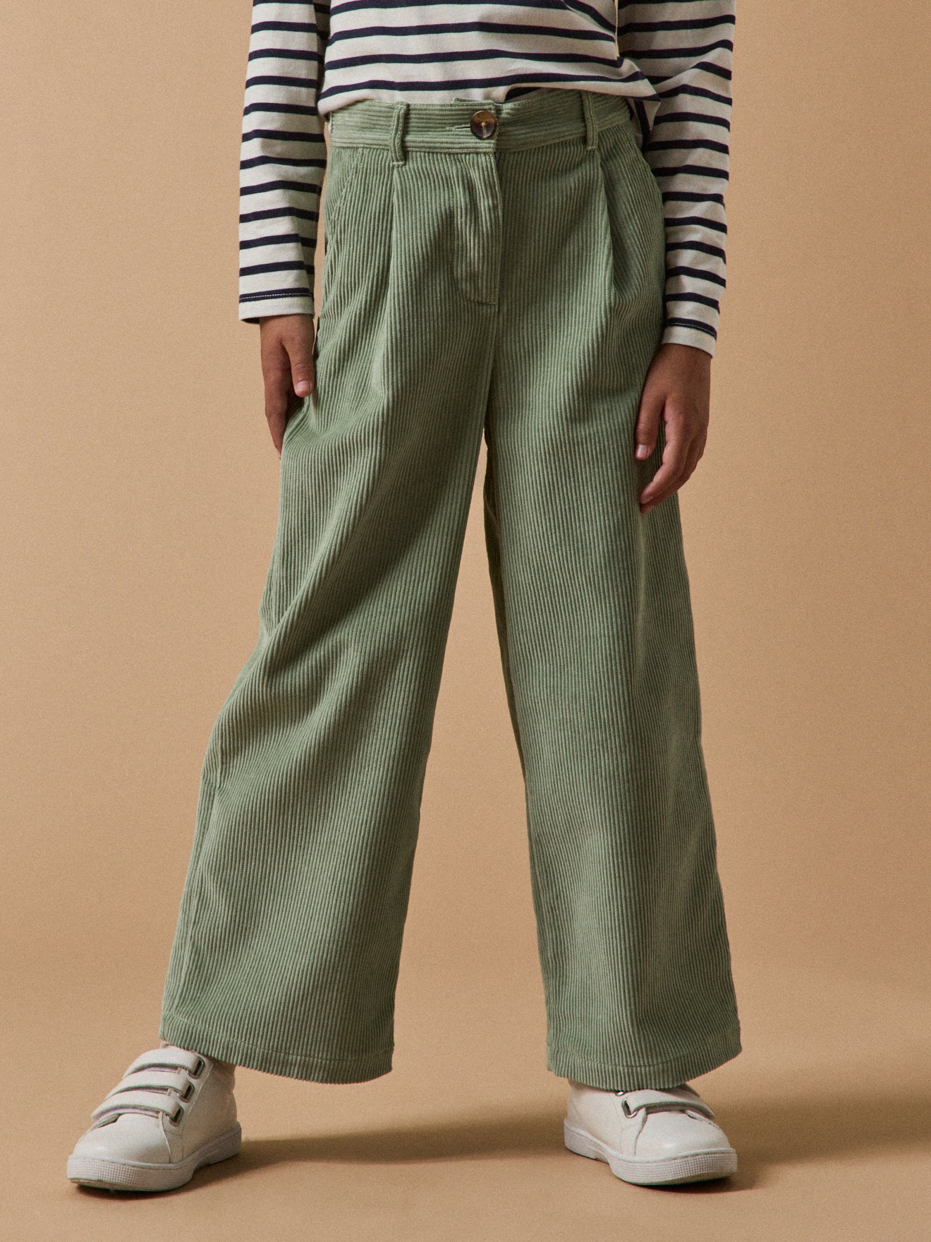 Mädchen-Schlaghose aus Velours