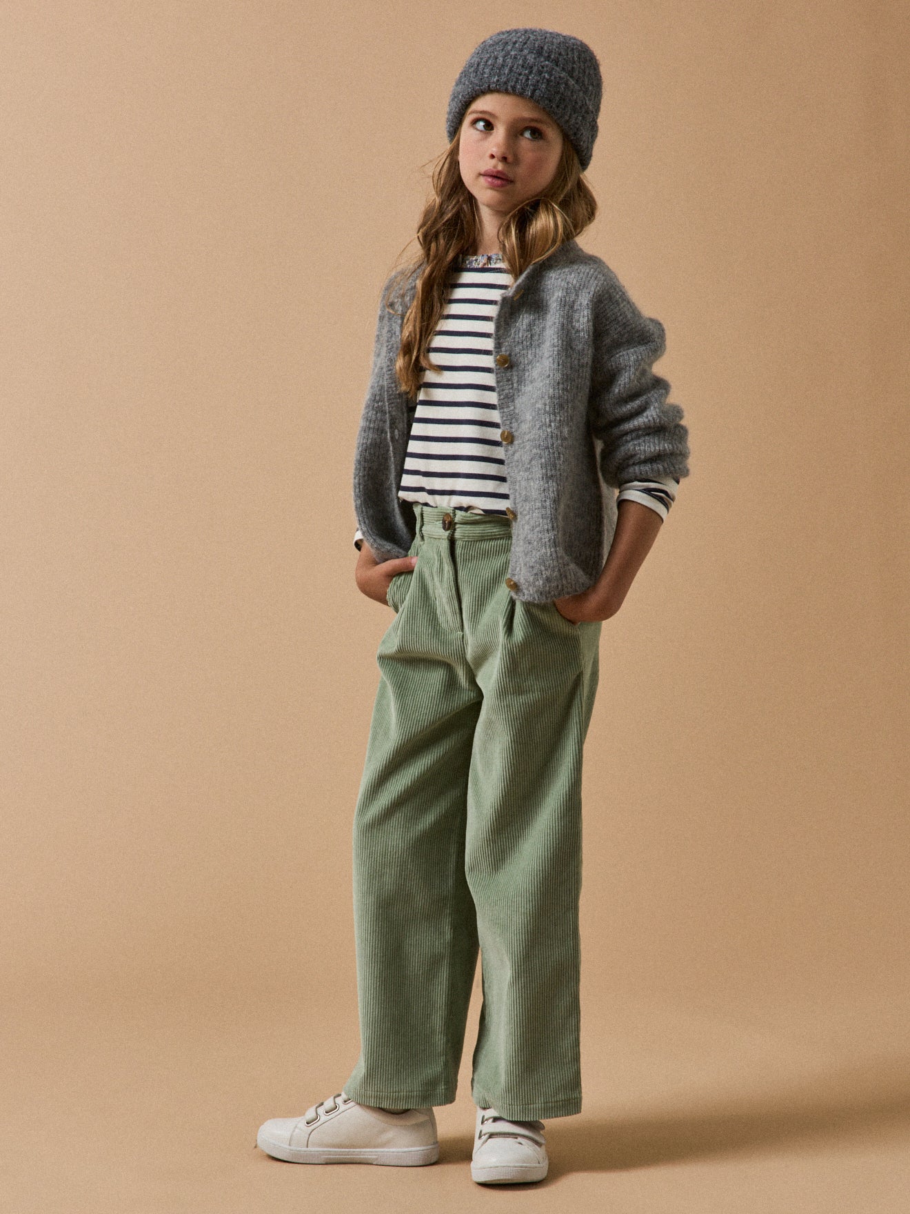 Mädchen-Schlaghose aus Velours