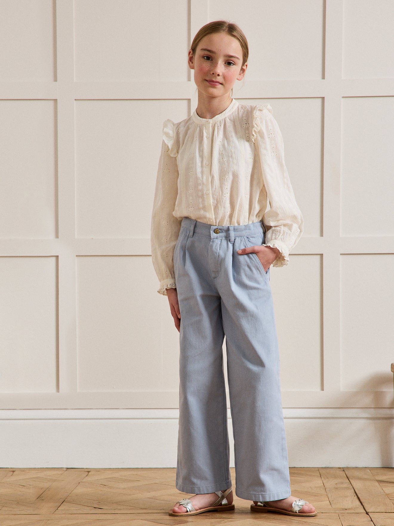 Mädchen-Hose aus gefärbtem Denim, weiter Schnitt – Kollektion « Junior »