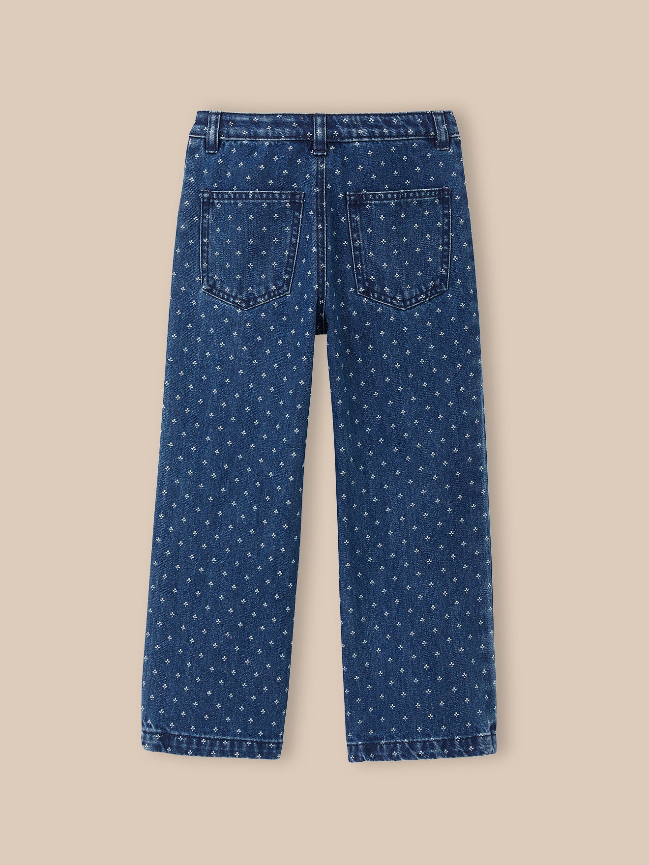 Mächenhose, gerade geschnittene Jeans in modischem Stil