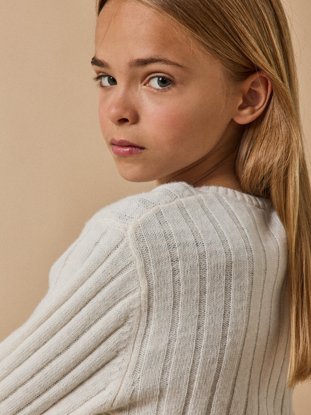 Mädchen-Cardigan, Rippenmuster, reine Merinowolle