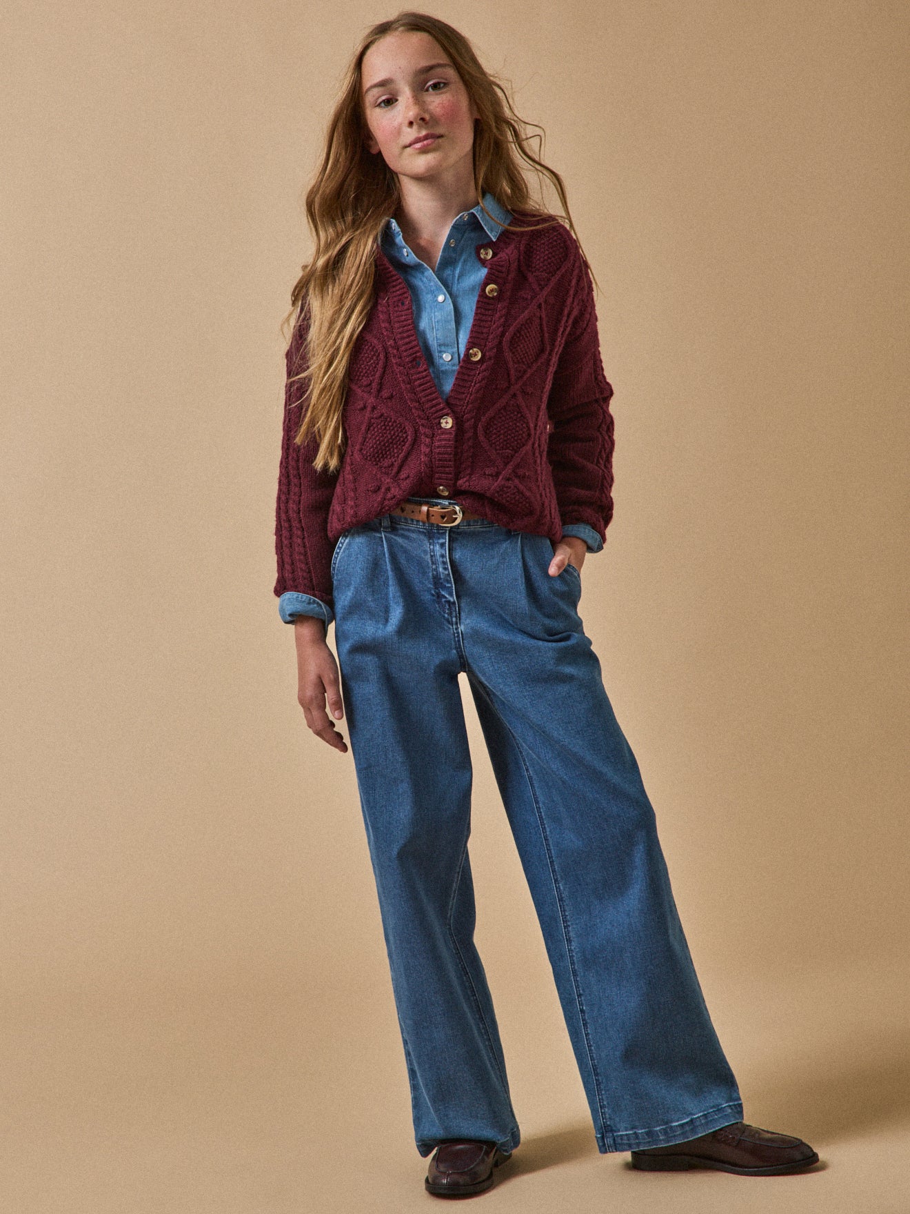 Mädchen-Cardigan, Zopfmuster, RWS-Wolle