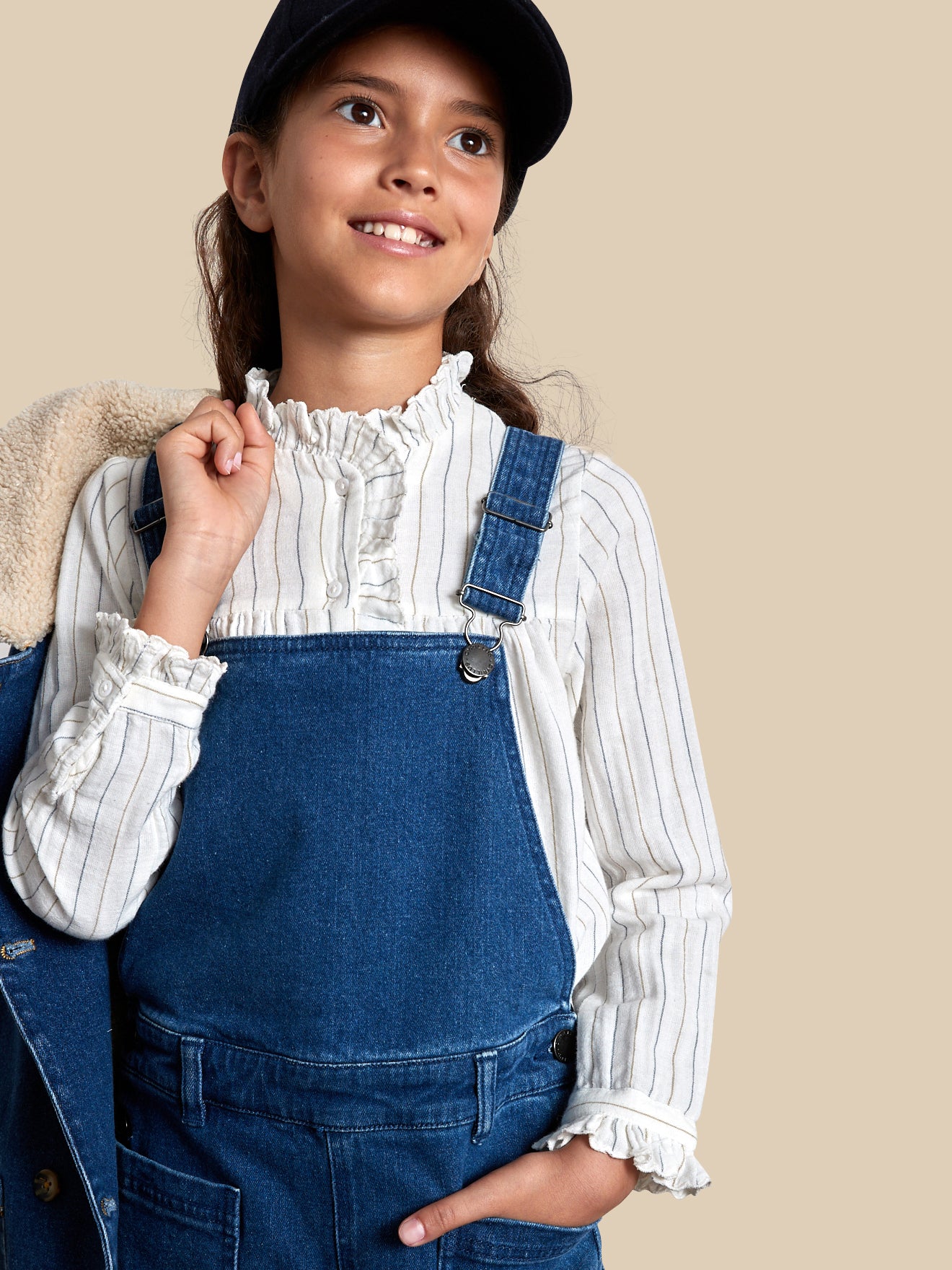 Mädchen-Latzhose aus Denim