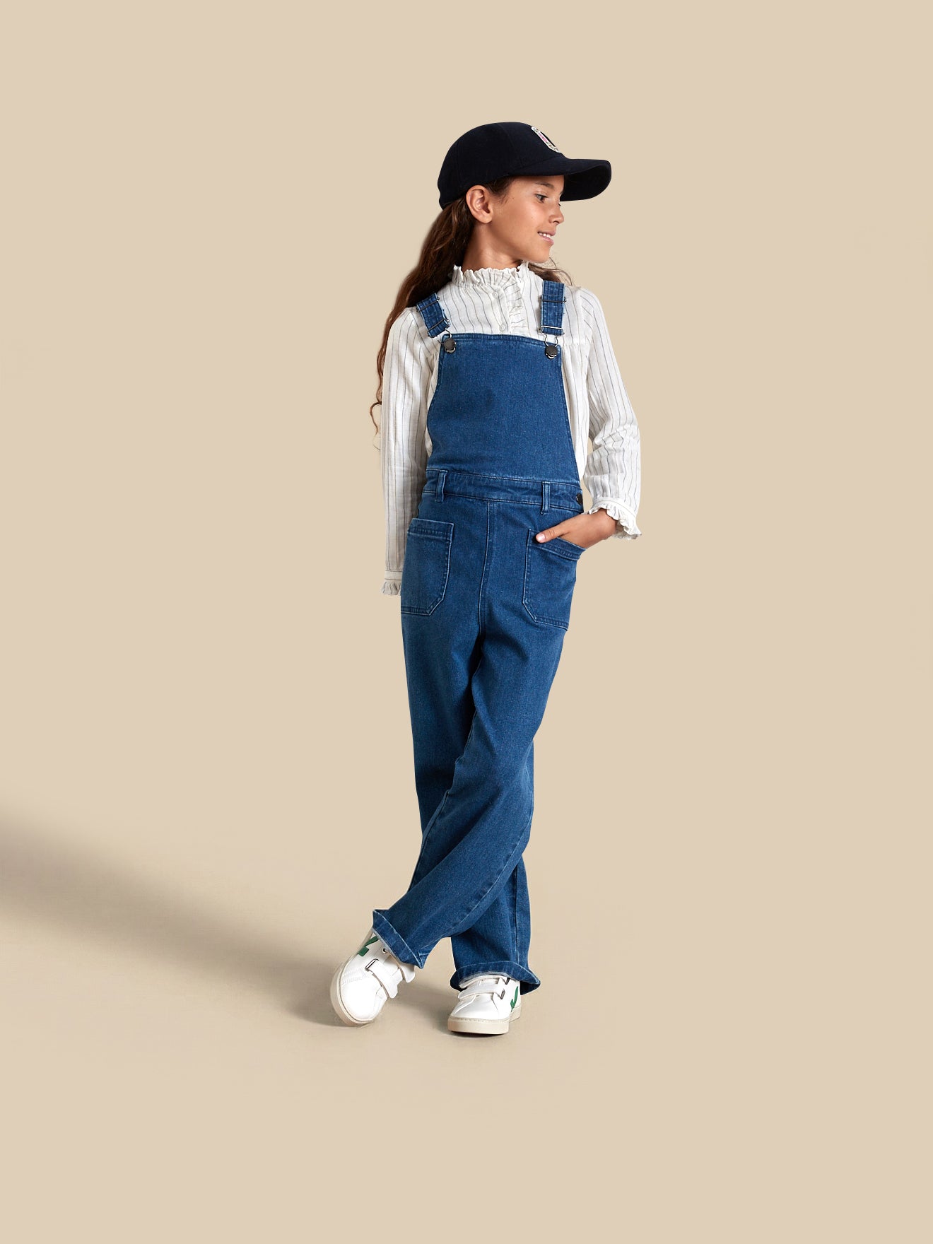Mädchen-Latzhose aus Denim