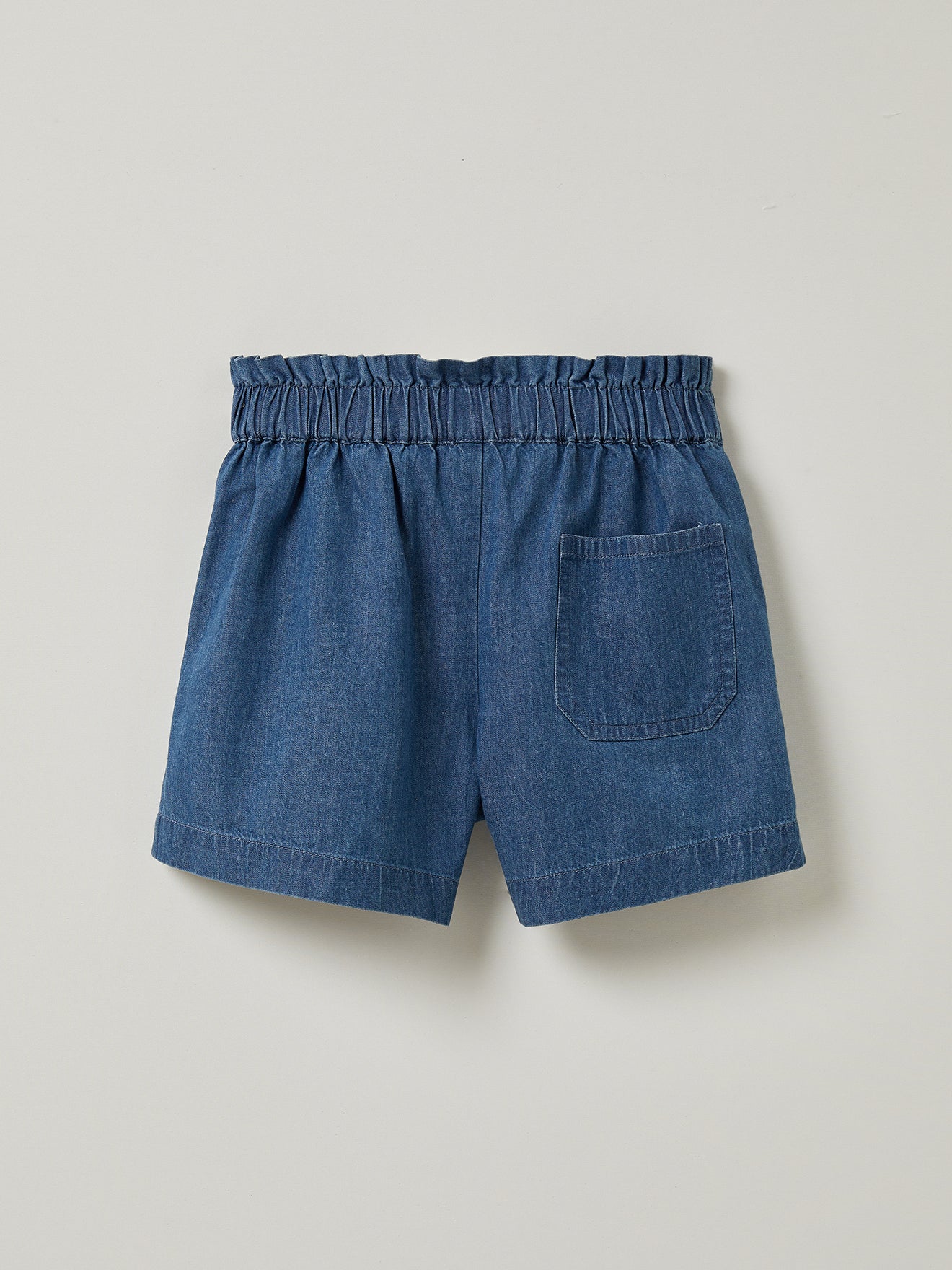 Mädchen-Shorts aus leichtem Denim