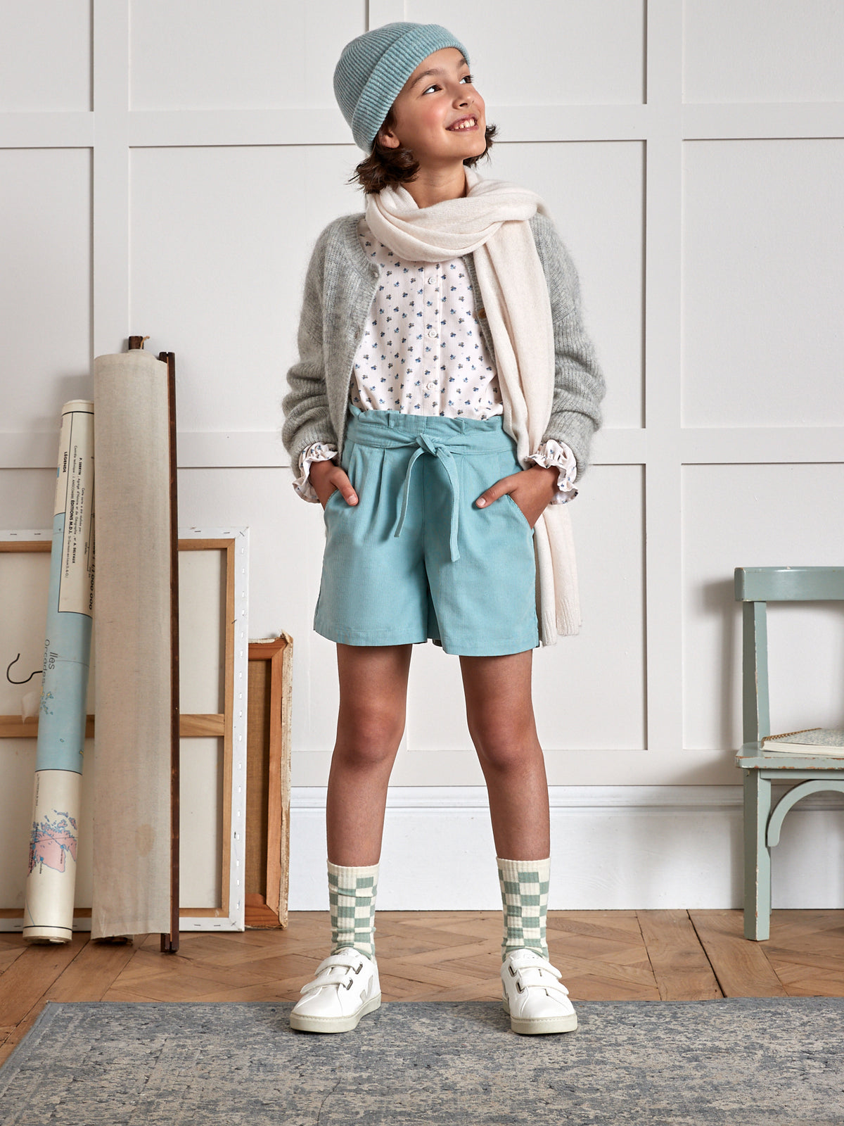 Mädchen Paperbag-Shorts aus Velours