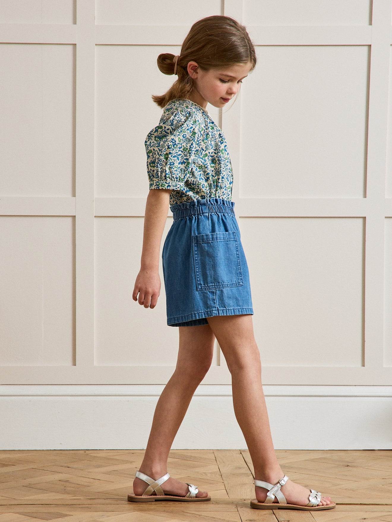 Mädchen-Shorts aus leichtem Denim