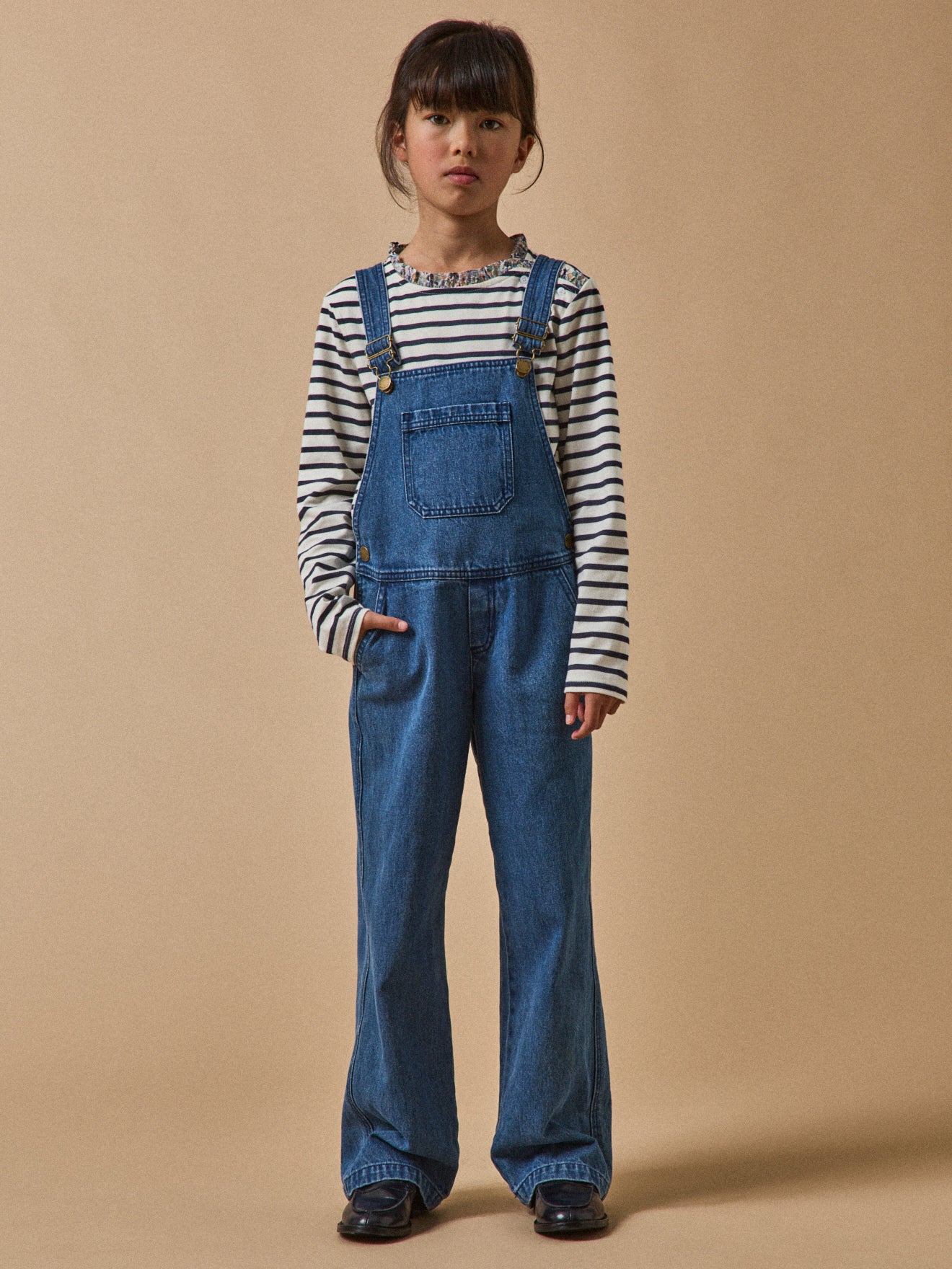 Mädchen-Latzhose aus Denim