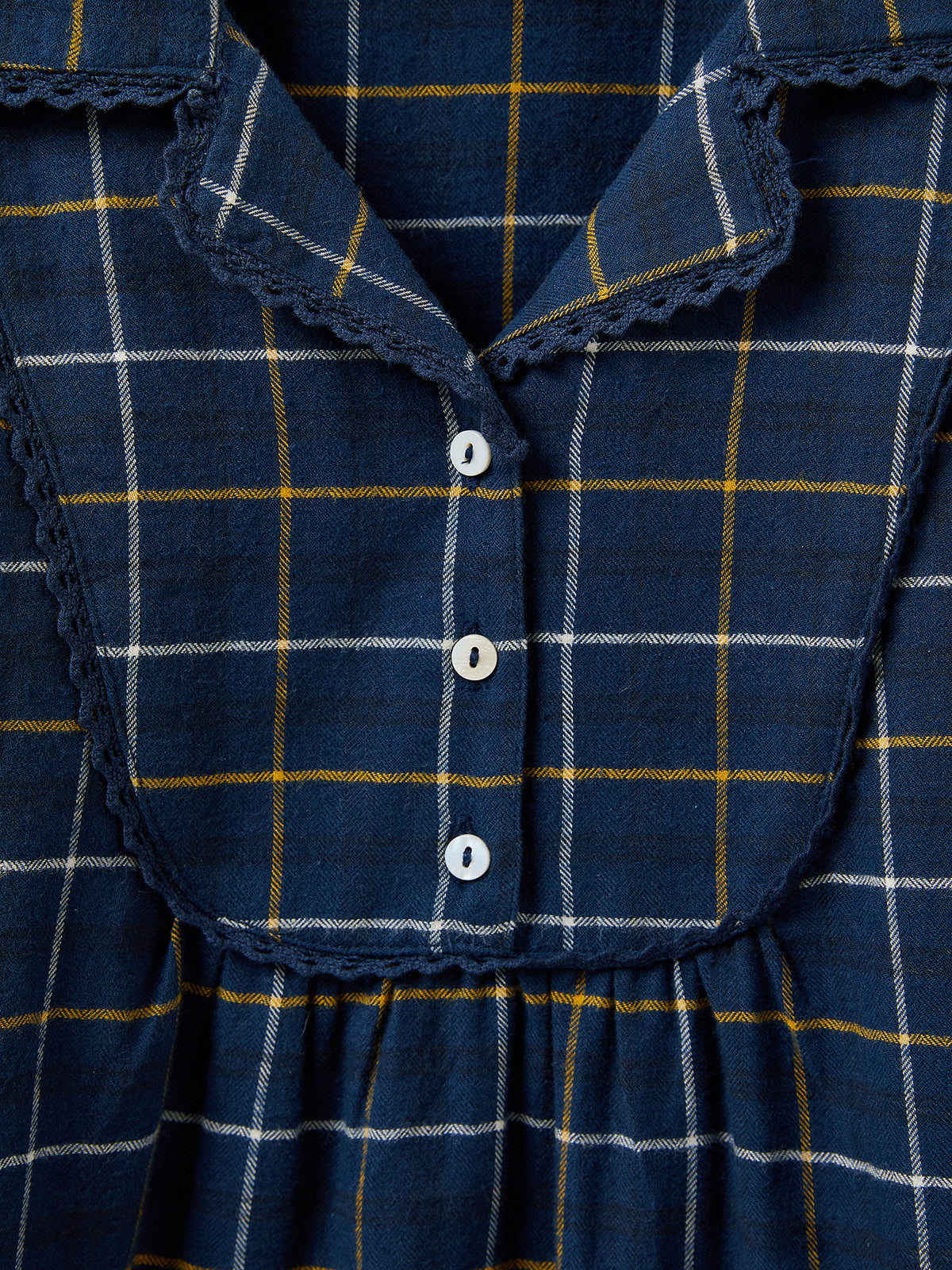 Mädchenkleid mit Karomuster