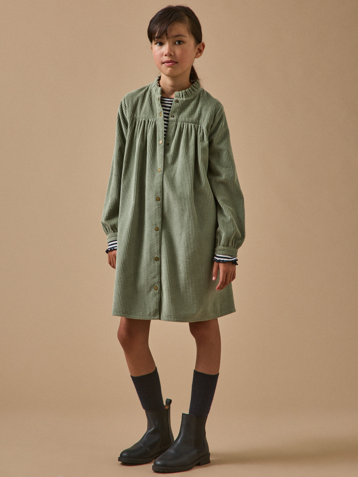Mädchen-Hemdkleid aus Velours mit Waffelmuster