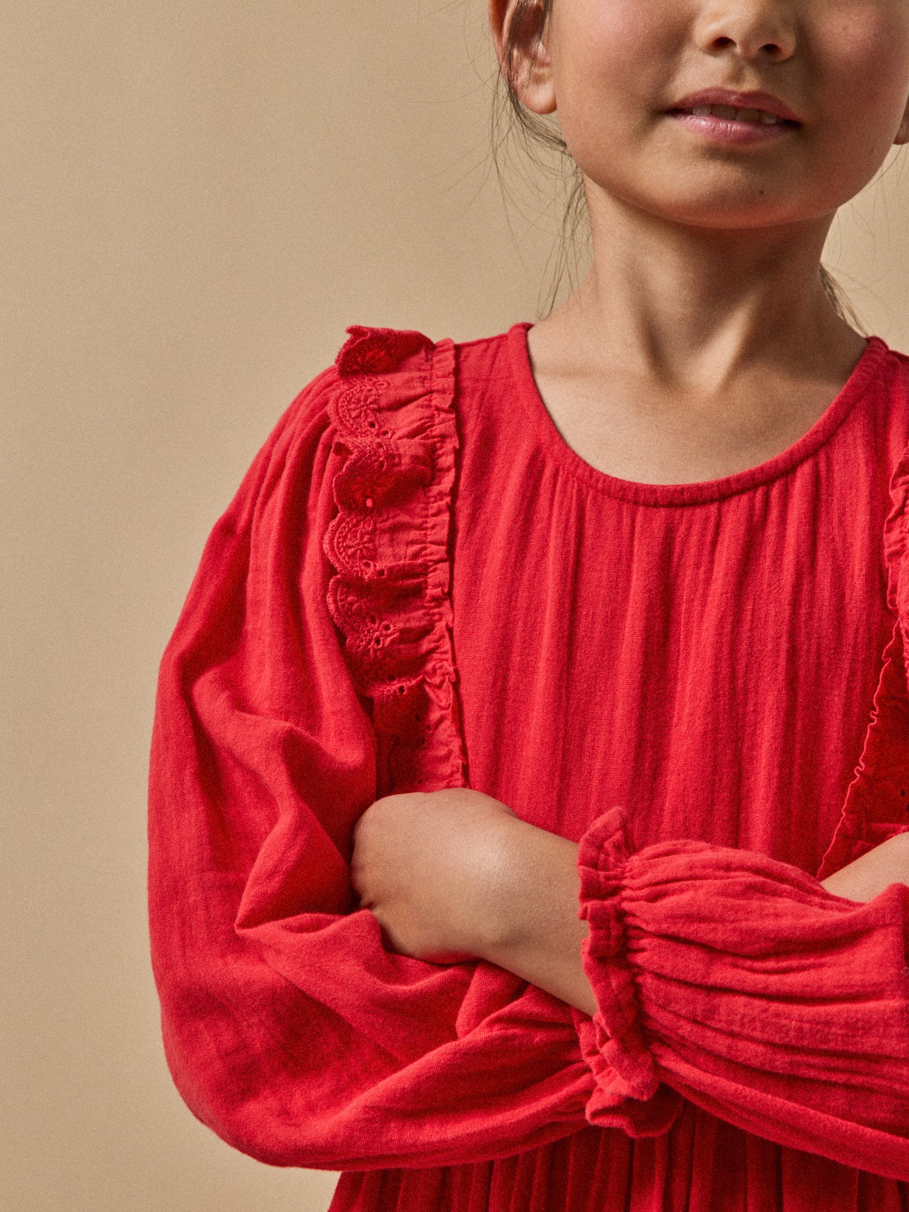 Mädchenkleid aus Baumwoll-Gaze