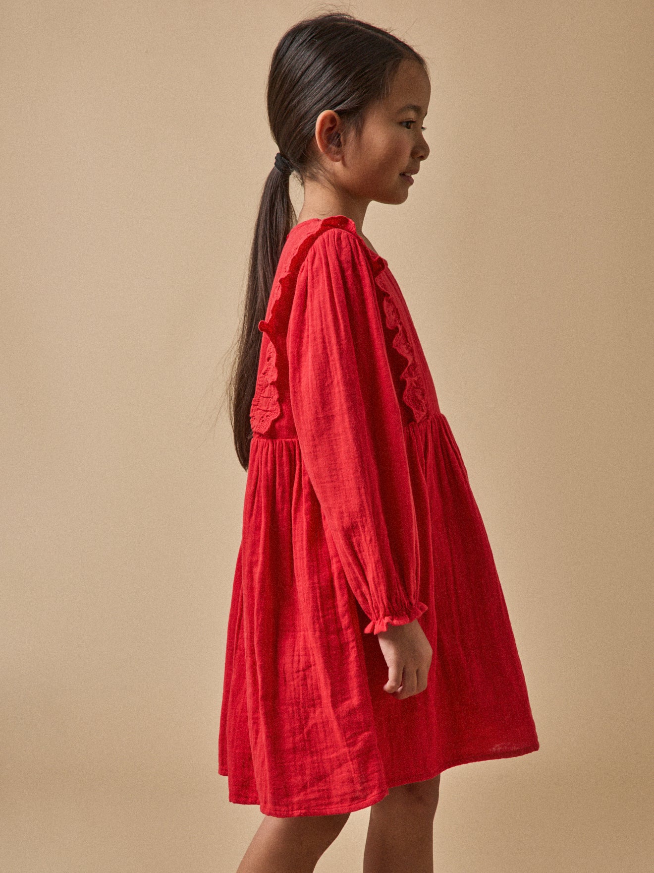 Mädchenkleid aus Baumwoll-Gaze