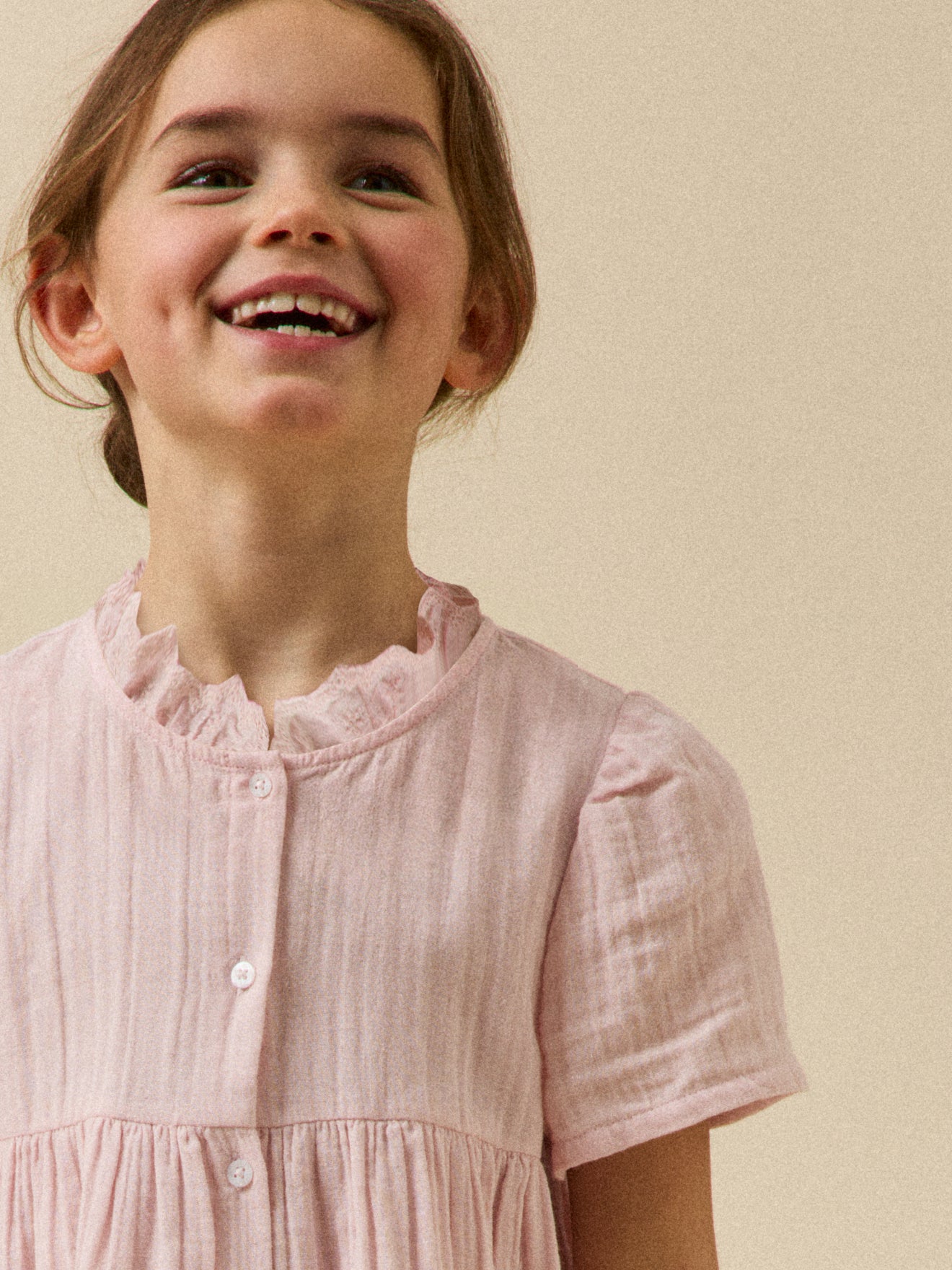 Mädchenkleid aus Baumwollgaze