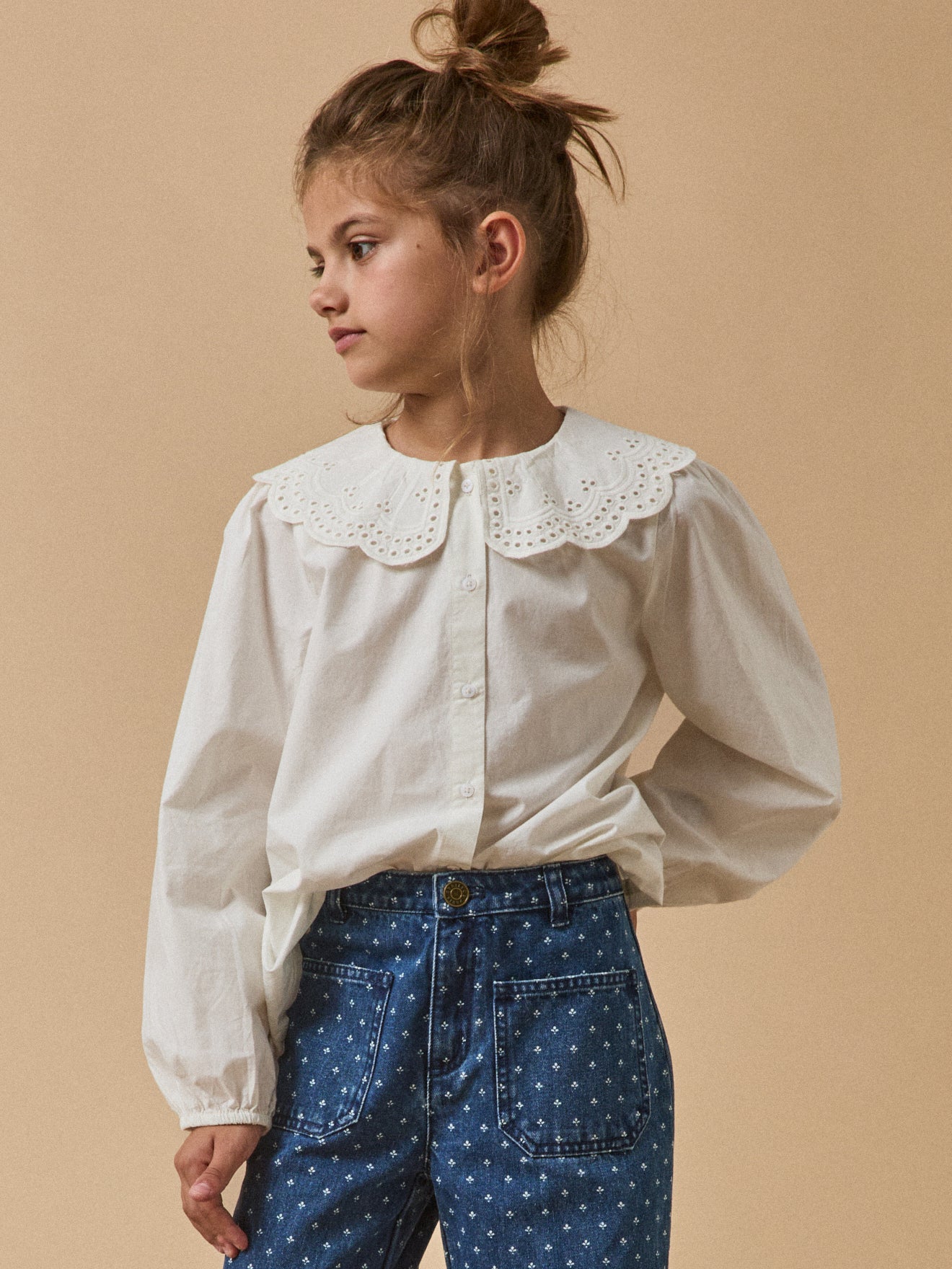 Mädchenbluse, mit Maxi-Kragen